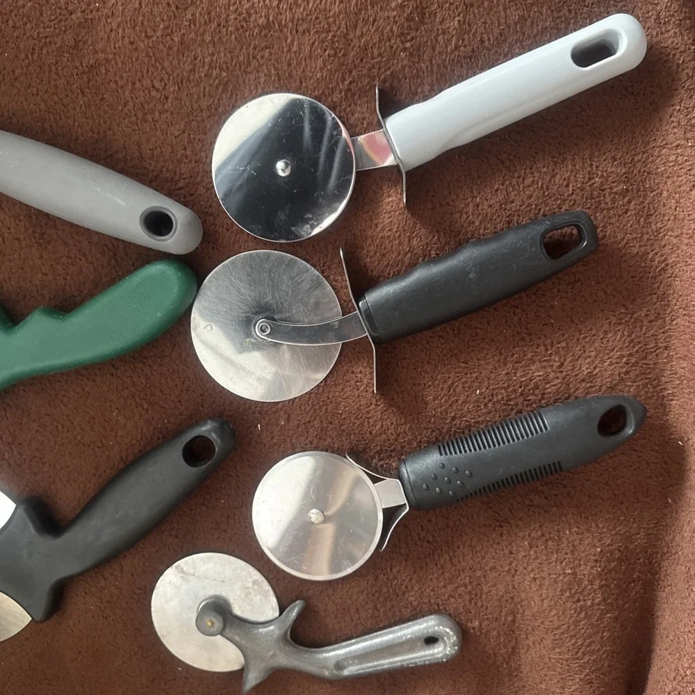 Mama Mia 9 Various Pizza Cutters Used 2 Stainless Steel 1 made in Italy Pot Luck